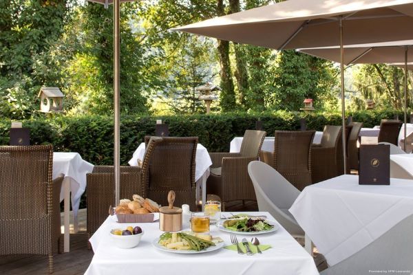 Hostellerie La Cheneaudière Relais et Chateaux (Colroy-la-Roche)